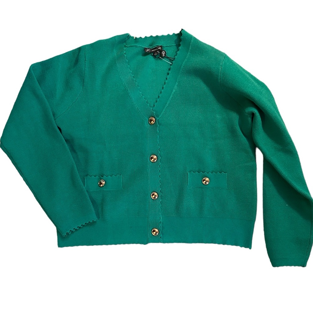 Adrianna Papell Kelly Green cardigan w/ gold buttons and scalloped trim NEW!!